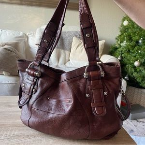 Rich brown leather purse by B. Makowsky
